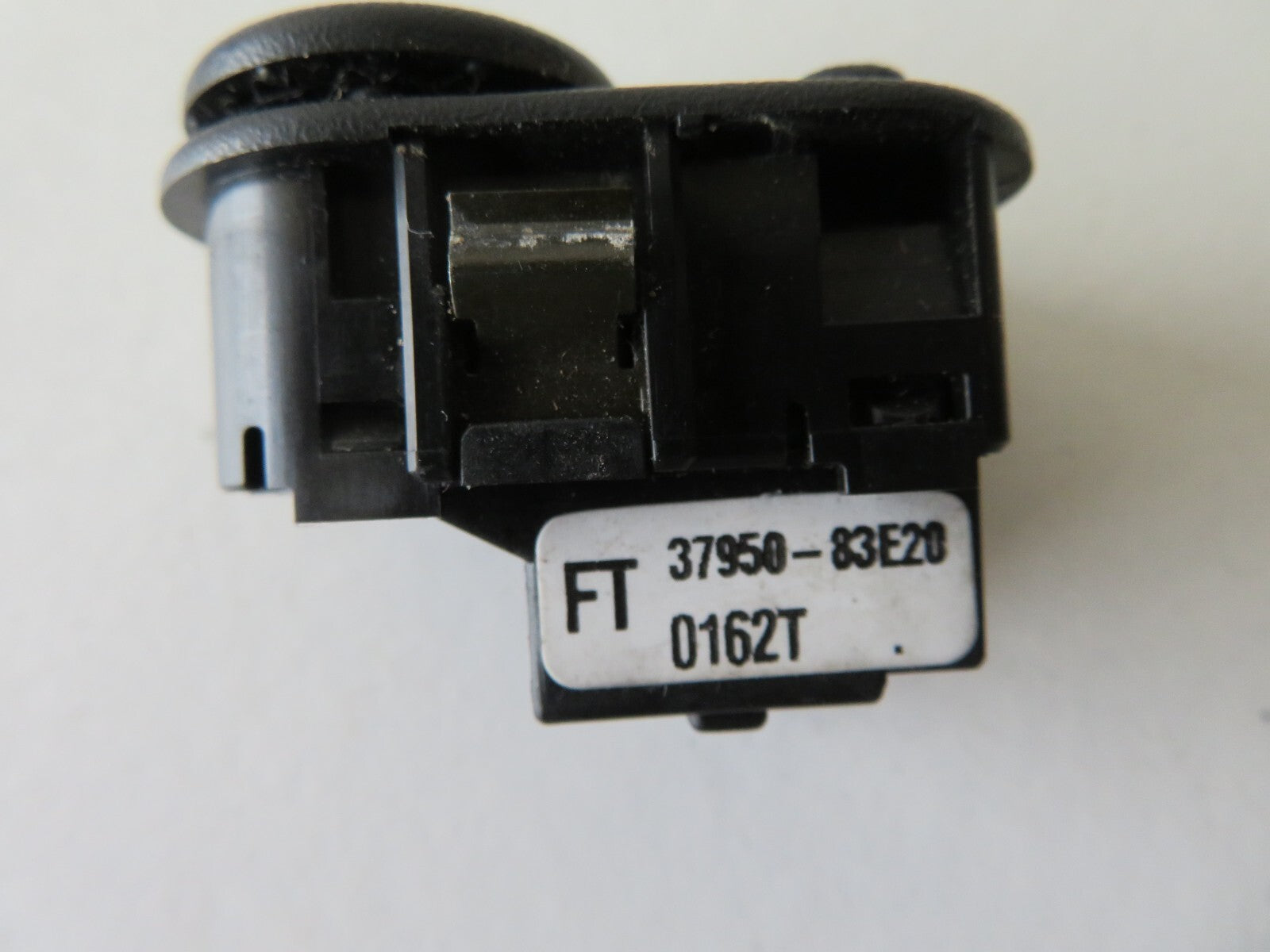 SUZUKI WAGON R MIRROR CONTROL SWITCH  37950-8E320 2001-2007 AMS1124