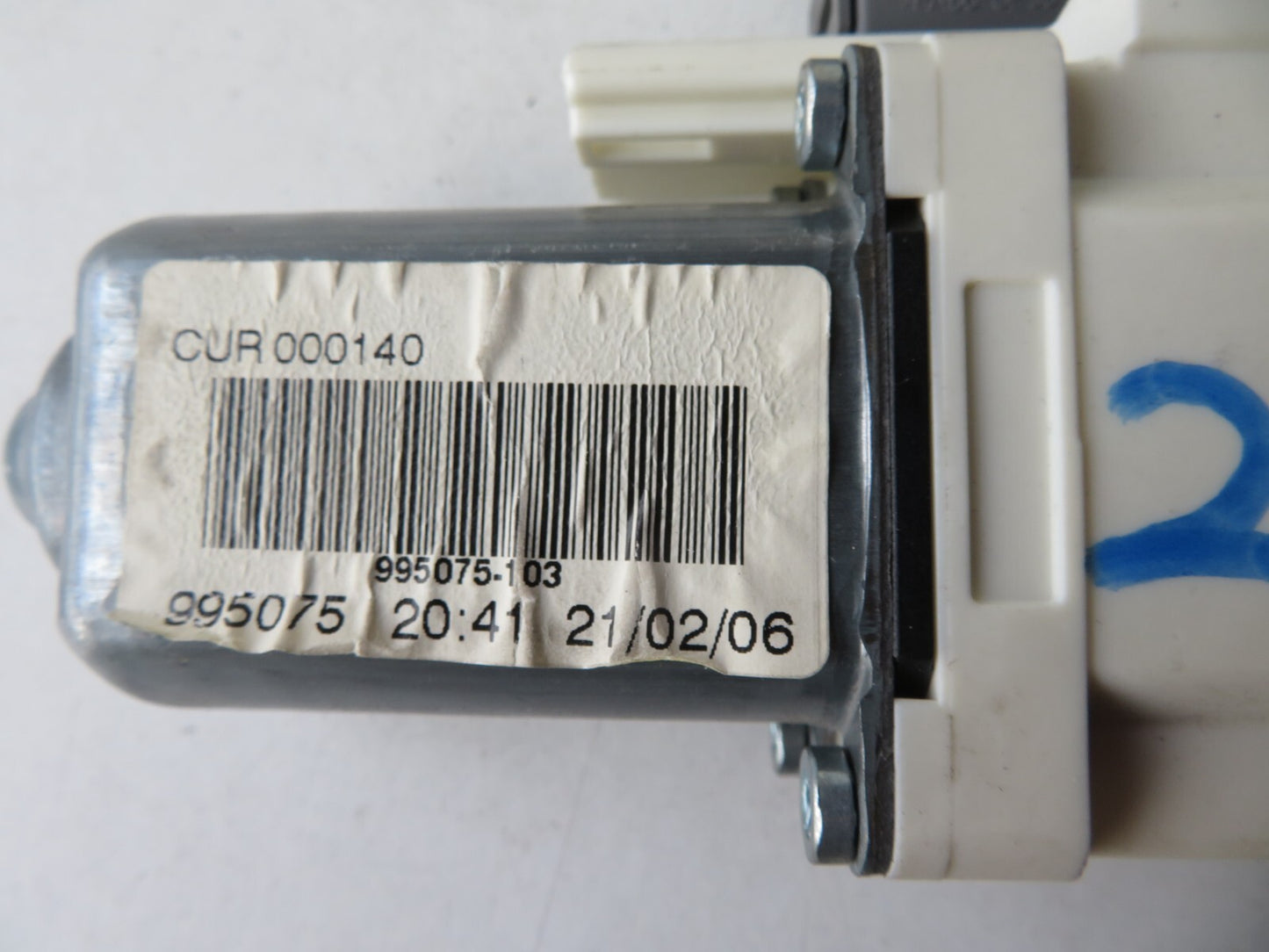 LAND ROVER DISCOVERY 3 OSF WINDOW MOTOR CUR000140 2005-2009 AMS1115-2