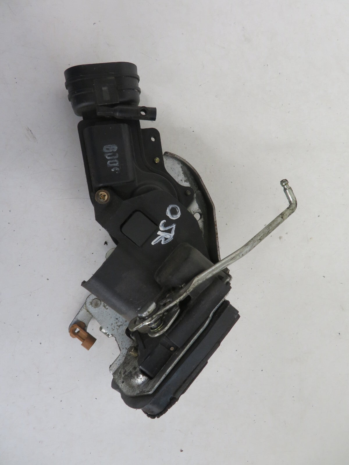 SUZUKI GRAND VITARA 5DR OSR DRIVER REAR DOOR LOCK CATCH 1998-2005 1447-3