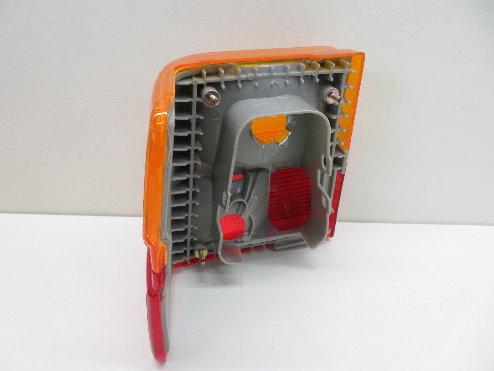 OS DRIVER REAR OUTER TAIL LIGHT FOR AUDI 100 1983-1990