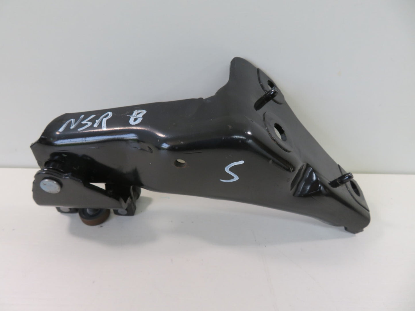 CITROEN BERLINGO MULTISPACE NSR SLIDING DOOR ROLLER 9680486678 2008-2012 1734-5