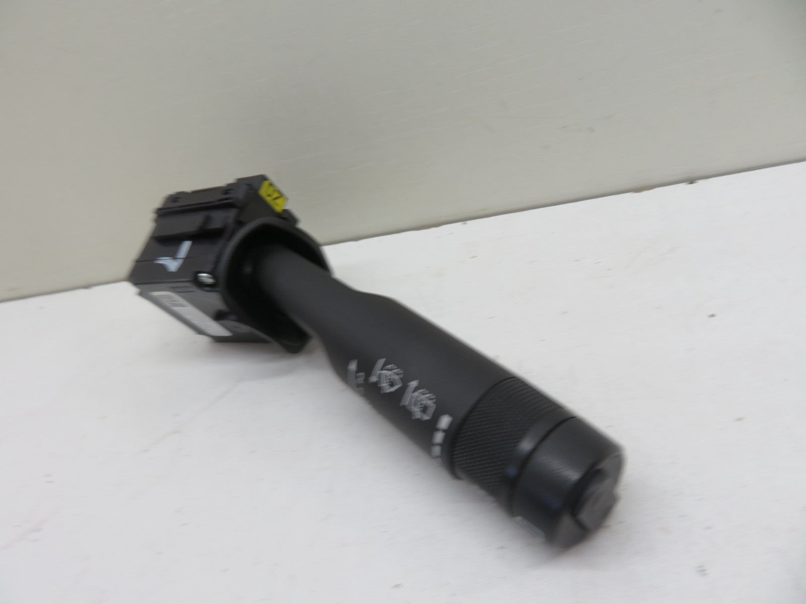 VAUXHALL INSIGNIA WIPER CONTROL STALK 13305522 2008-2016 1437