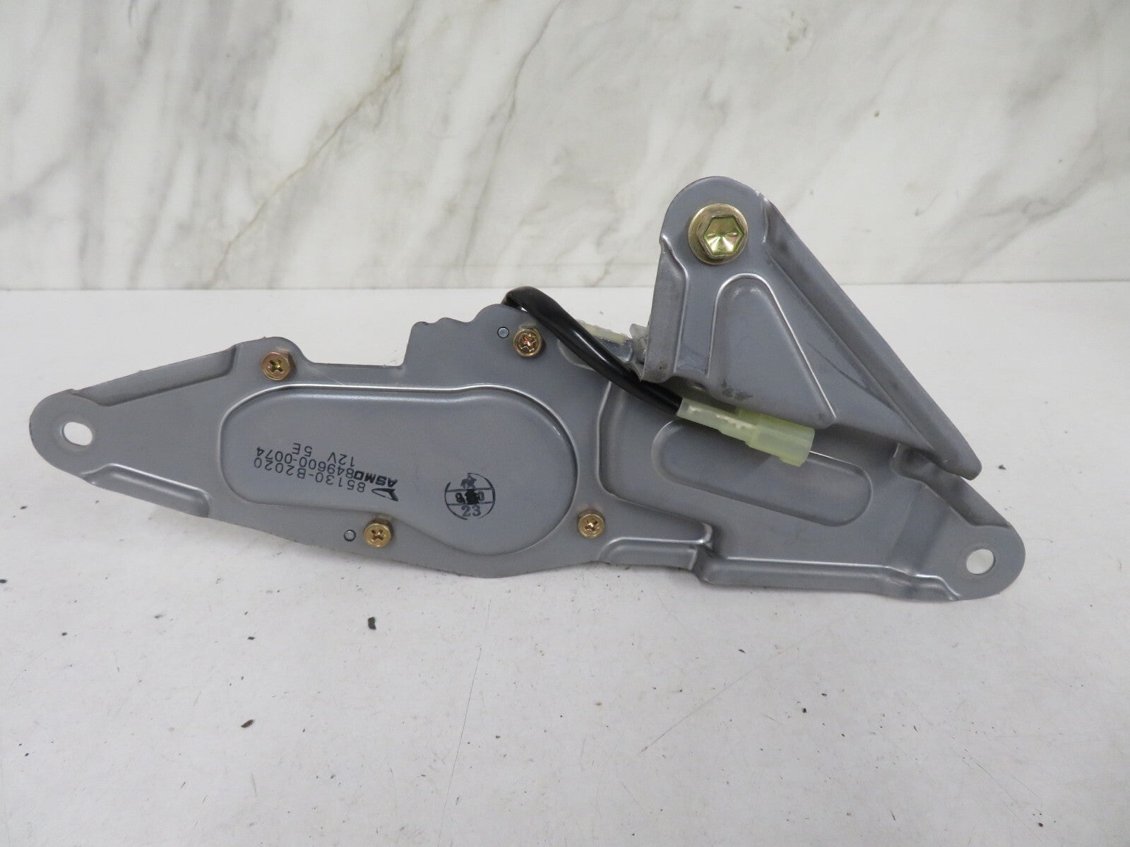 DAIHATSU CHARADE REAR WIPER MOTOR 85130-B2020 2003-2006 1424-4