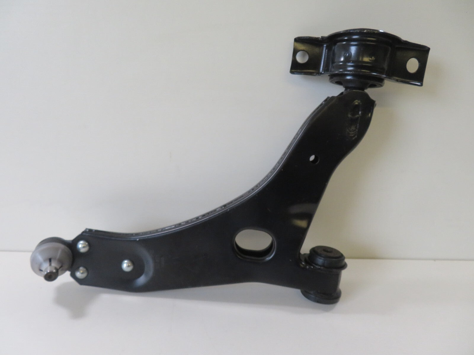 OS DRIVER RIGHT LOWER CONTROL ARM FOR FORD FOCUS MK1 1998-2004 TC871 DELPHI