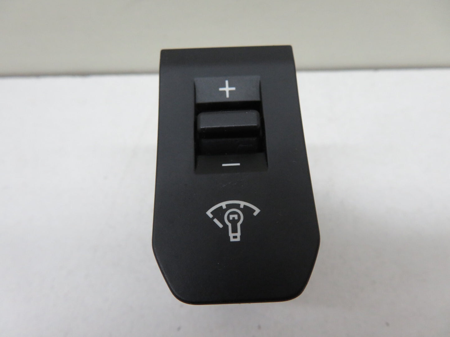 KIA RIO INSTRUMENT CLUSTER SWITCH 299105371 2011-2014 #1247-11