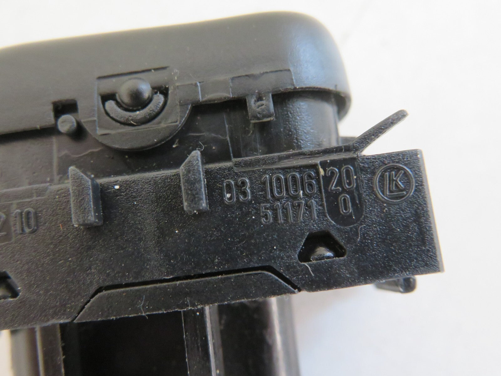 MERCEDES BENZ ML270 W163 HEATED SEAT SWITCH 1638200210 1998-05 MIX1010-22