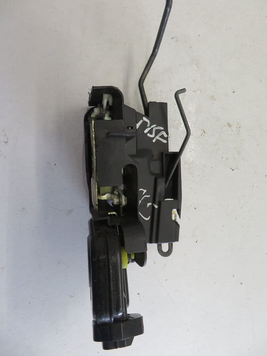 HYUNDAI MATRIX NSF PASSENGER DOOR LOCK CATCH 2005-2009 HYMIX1411-4