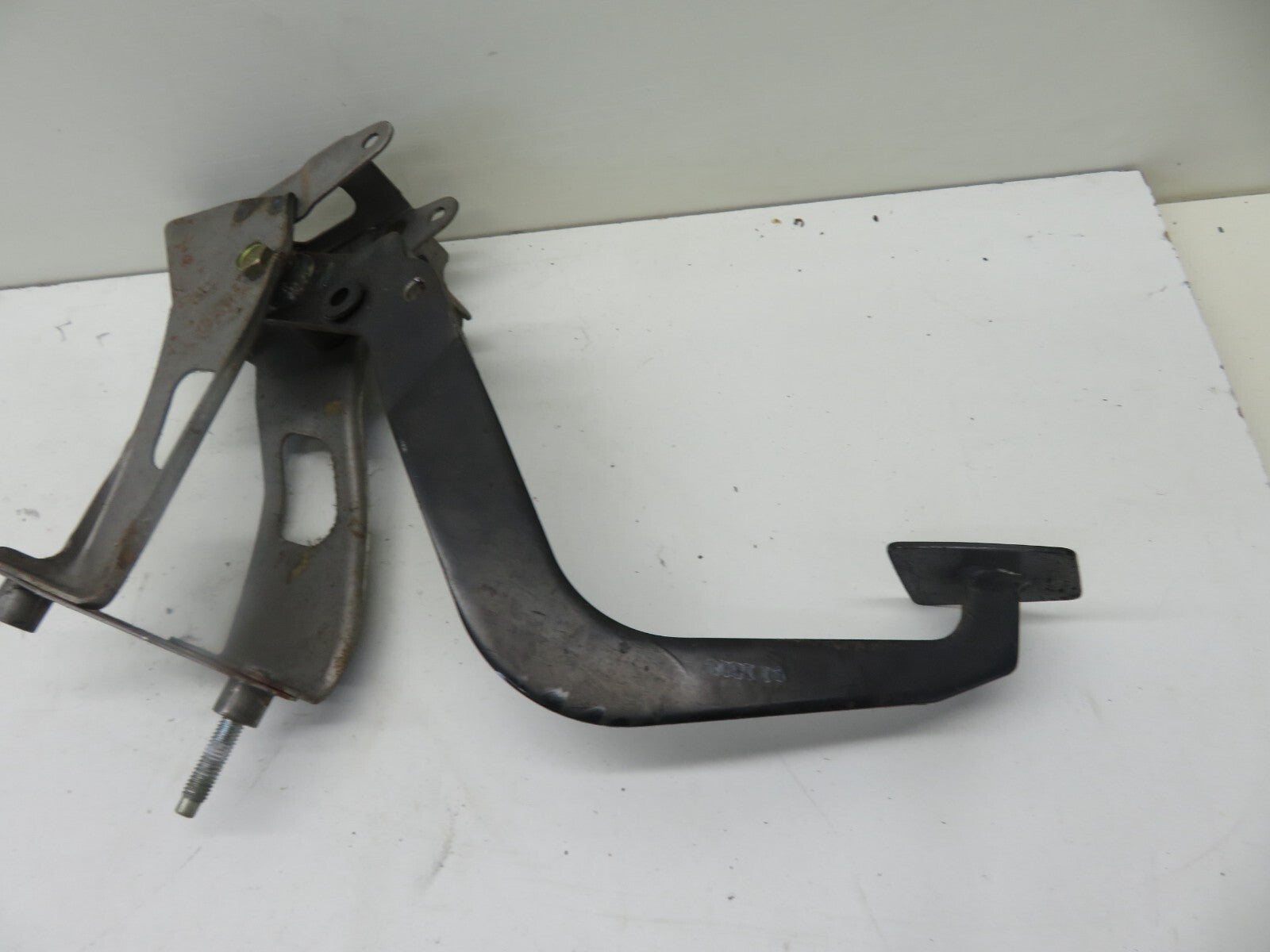 TOYOTA MR2 MK2 SW20 NON TURBO BRAKE PEDAL 1990-1999 REF4160