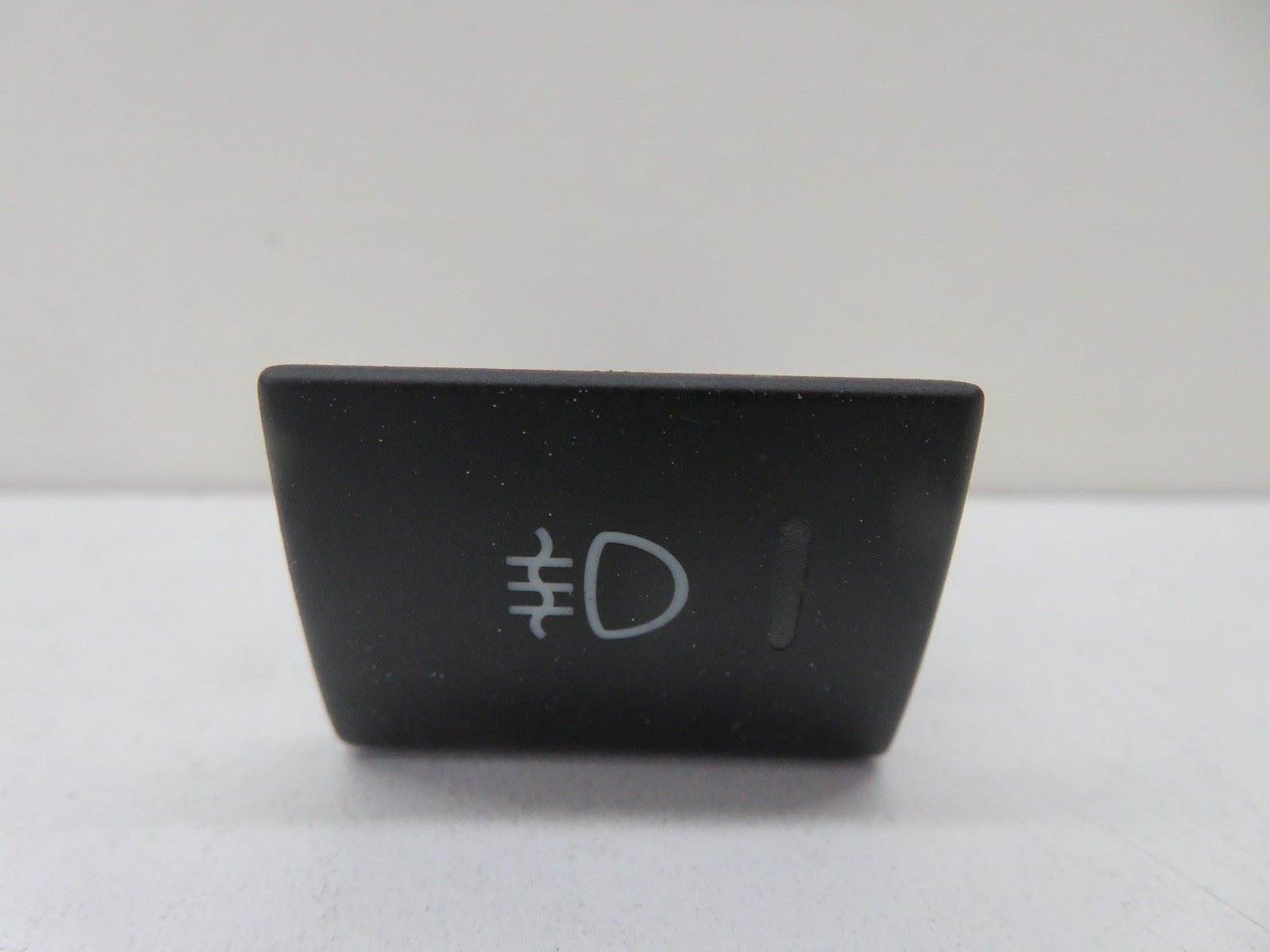 LAND ROVER FREELANDER 1 REAR FOG LIGHT SWITCH YUE500110PUY 2004-2006 1672-18