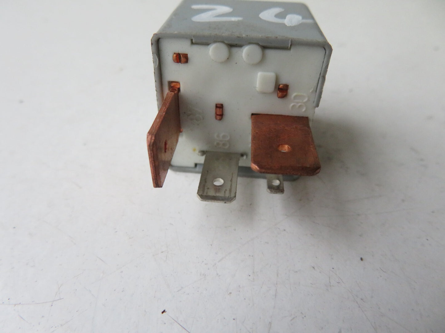 VOLKSWAGEN PASSAT B5.5 167 FUEL PUMP RELAY 191906383C 2001-2005 A1815-24