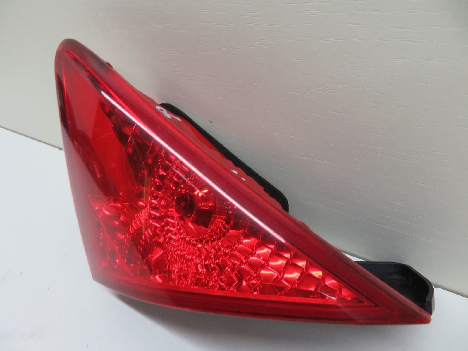 PEUGEOT 3008 OS DRIVER INNER REAR TAIL LIGHT 9683460980 2008-2016 1626-4