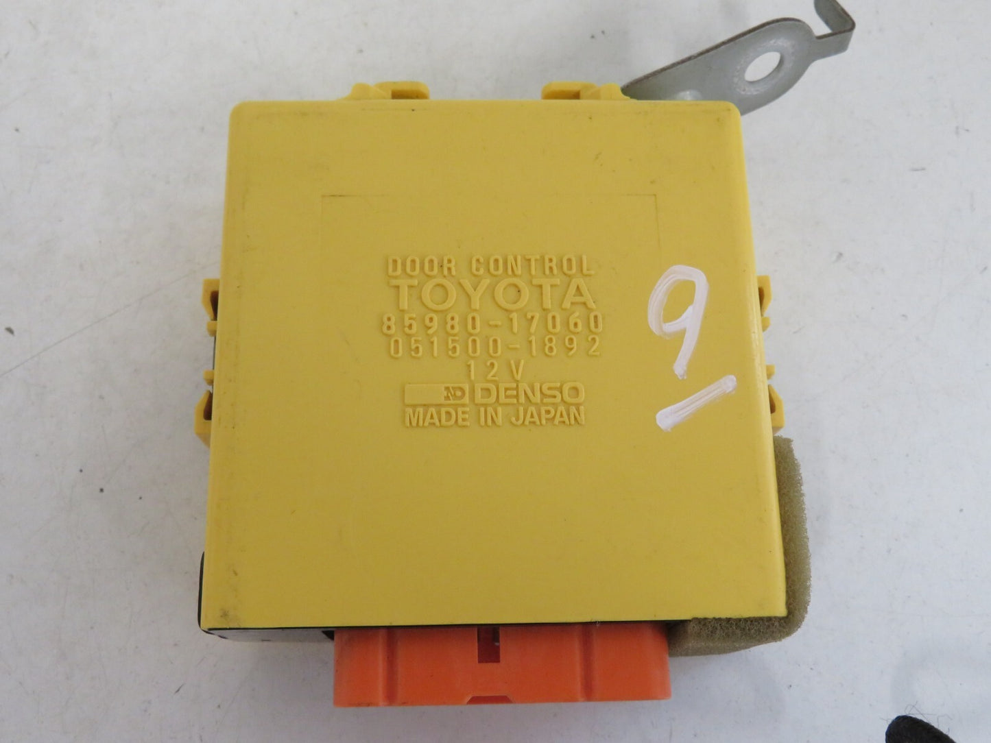 TOYOTA MR2 MK2 SW20 DOOR CONTROL MODULE RELAY 85980-17060 AM1206-9