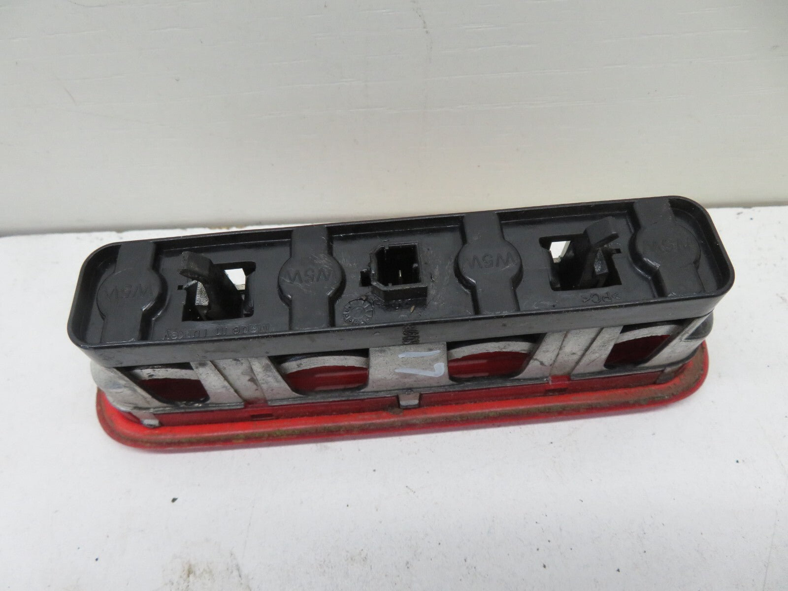 PEUGEOT BIPPER REAR UPPER MIDDLE BRAKE LIGHT 2008-2015 1721-17