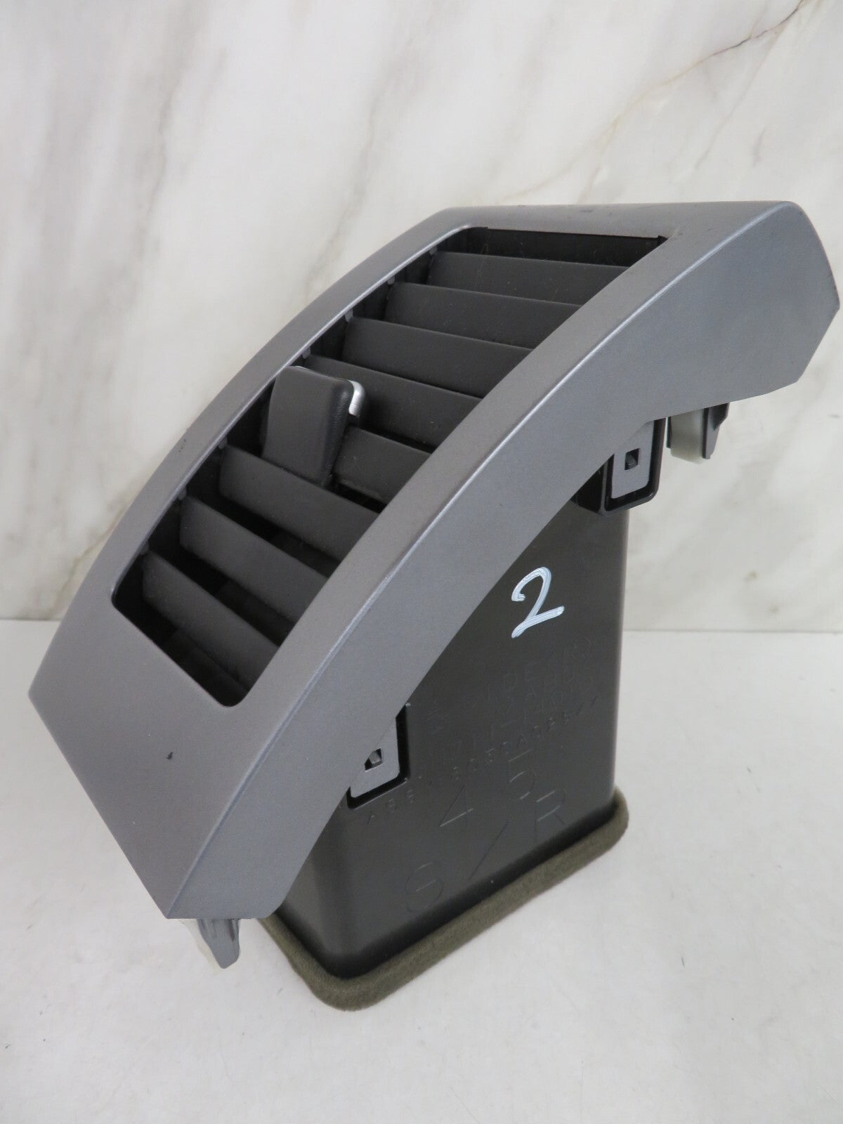 PEUGEOT 4007 OS DRIVER SIDE DASHBOARD AIR VENT GN711-14010 2007-2012 1603-2