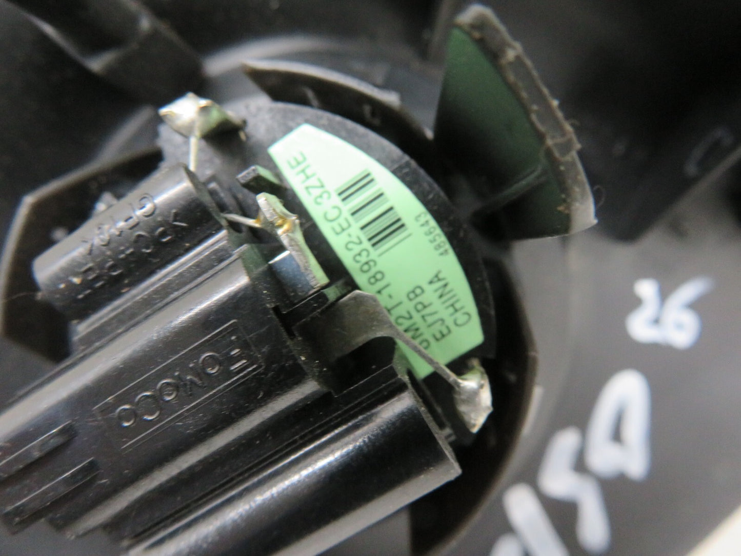 FORD MONDEO MK4 OSF DRIVER DOOR TWEETER TRIM 2007-2014 1734-26