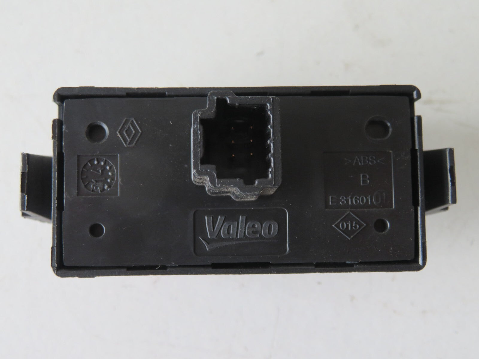 RENAULT TWINGO HAZARD SWITCH 2014-2017 AMS1558