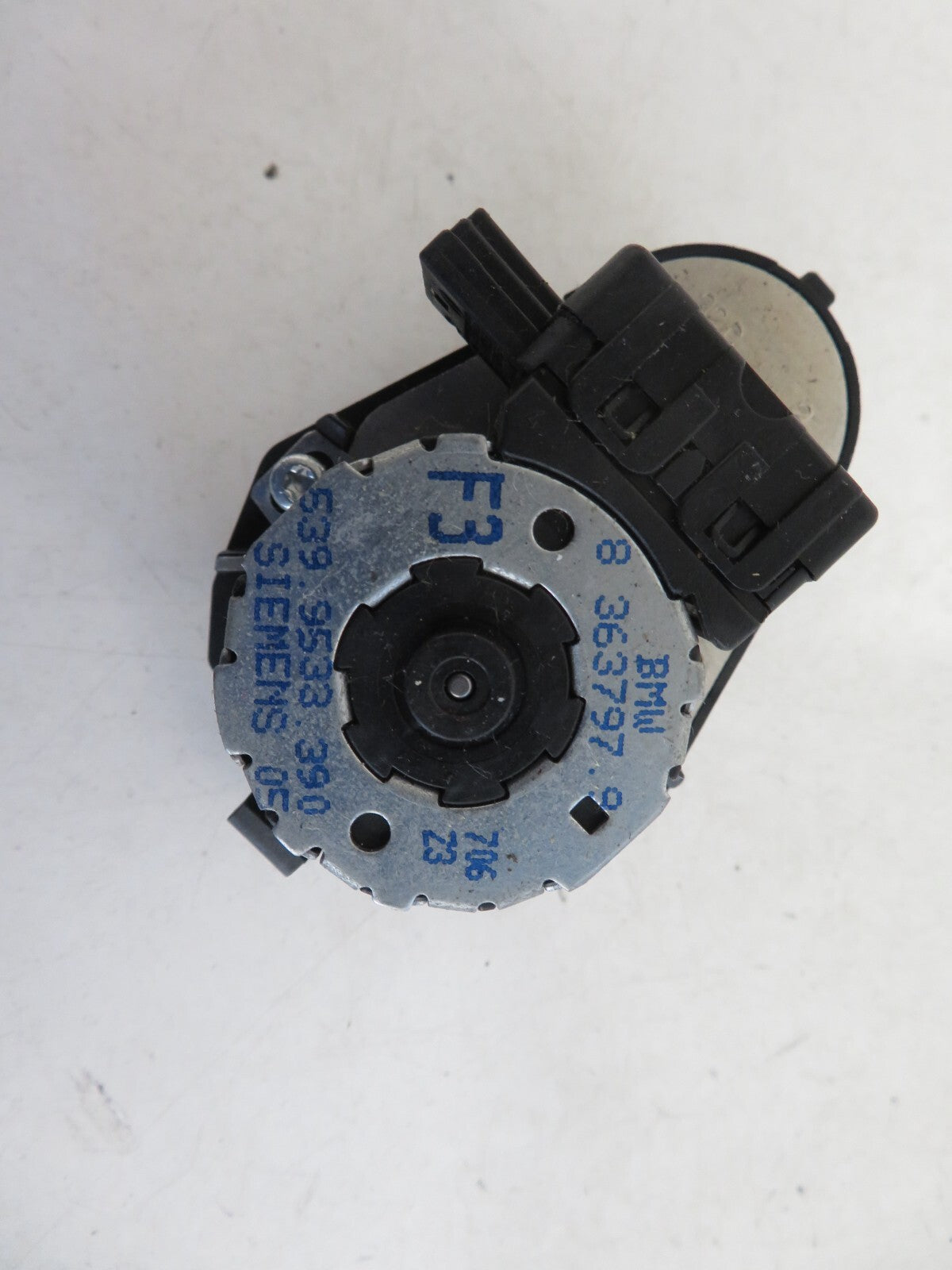 BMW 5 SERIES E39 HEATER ACTUATOR FOOT ROOM FLAP 8363797 1996-2003 1518-33
