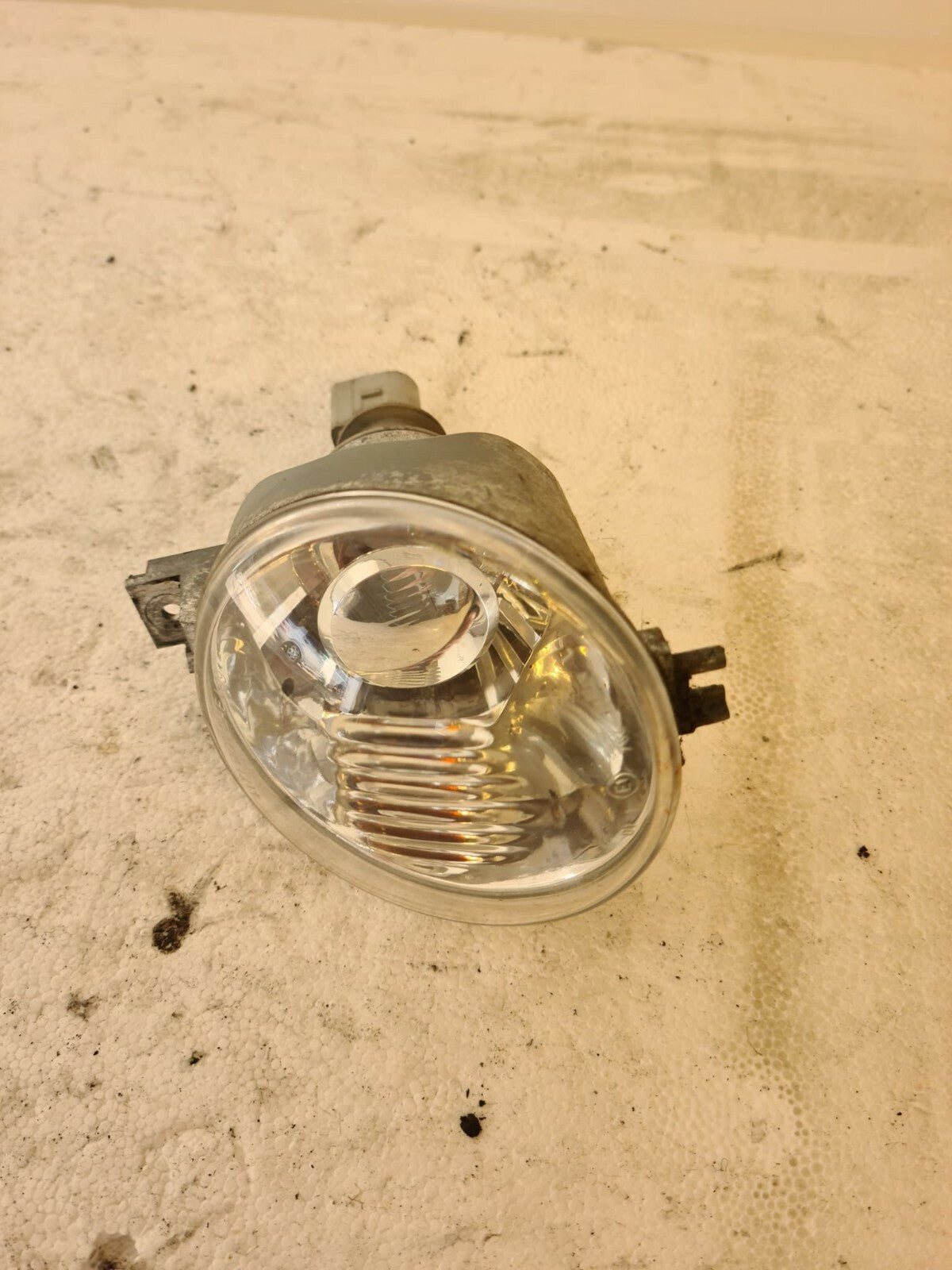 VOLKSWAGEN VW NS PASSENGER FOG LIGHT 1998-2005 A16