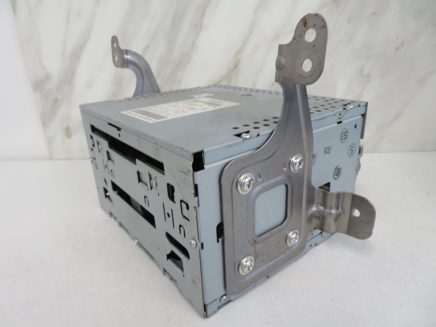 PEUGEOT 4007 RADIO CD HEAD UNIT DY-3W69U-3 2007-2012 1603-18