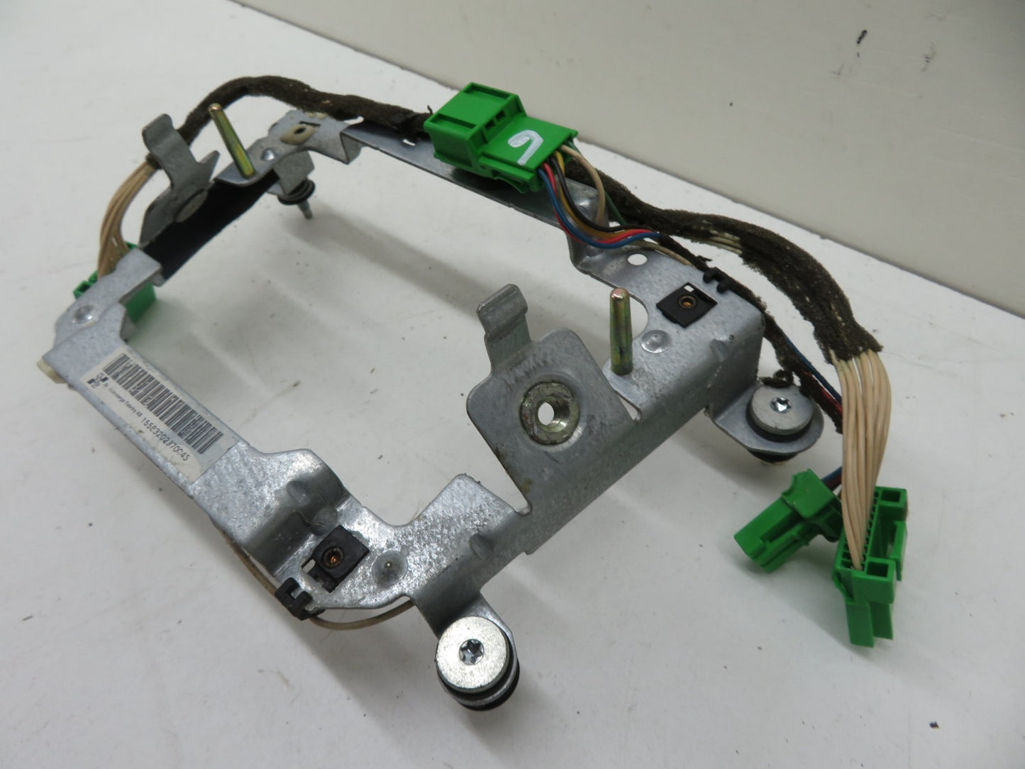 VOLVO V70 MK2 STEERING WHEEL EARTH MOUNTING BRACKET 2000-2007 1241-6