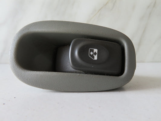 RENAULT SCENIC MK1 REAR WINDOW SWITCH 432963K 1999-03 AMS1523