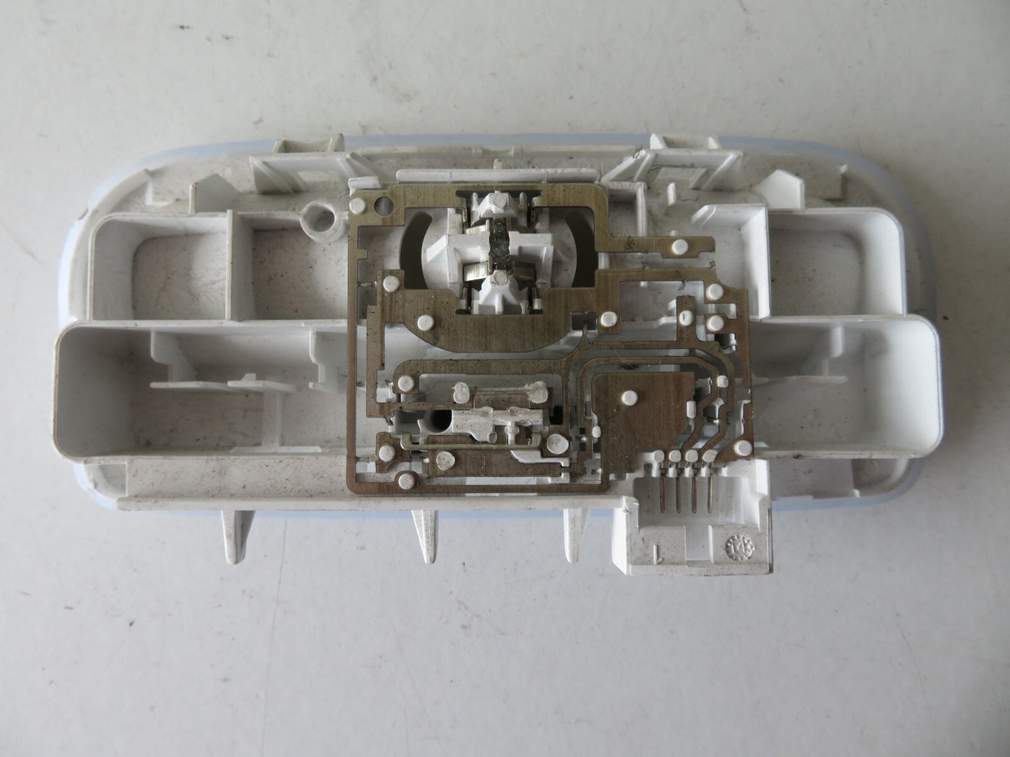 RENAULT TWINGO INTERIOR ROOF LIGHT 264300007R 2014-2017 AMS1558