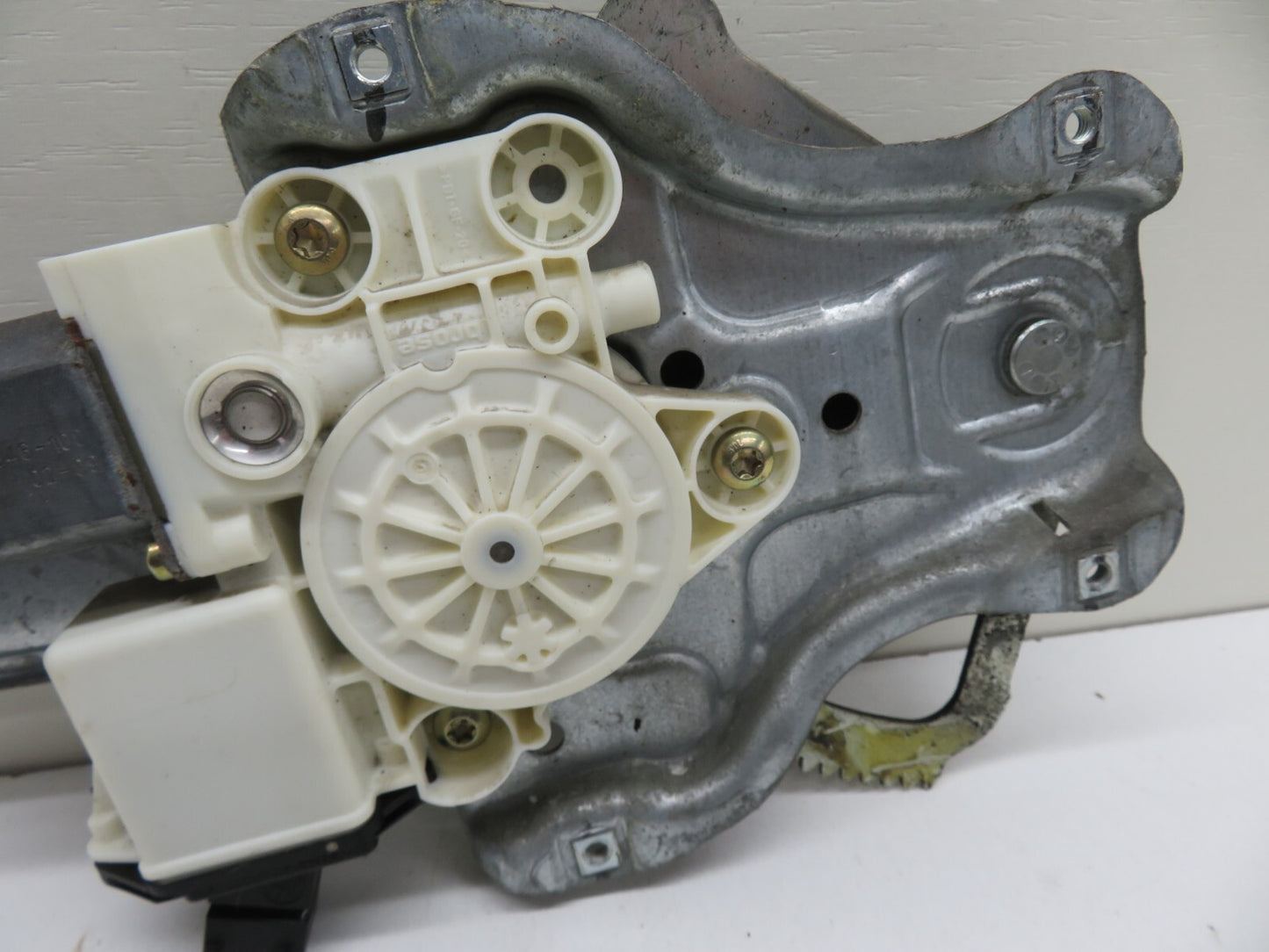 TOYOTA COROLLA NSR REAR WINDOW REGULATOR 2002-2007 1412-7