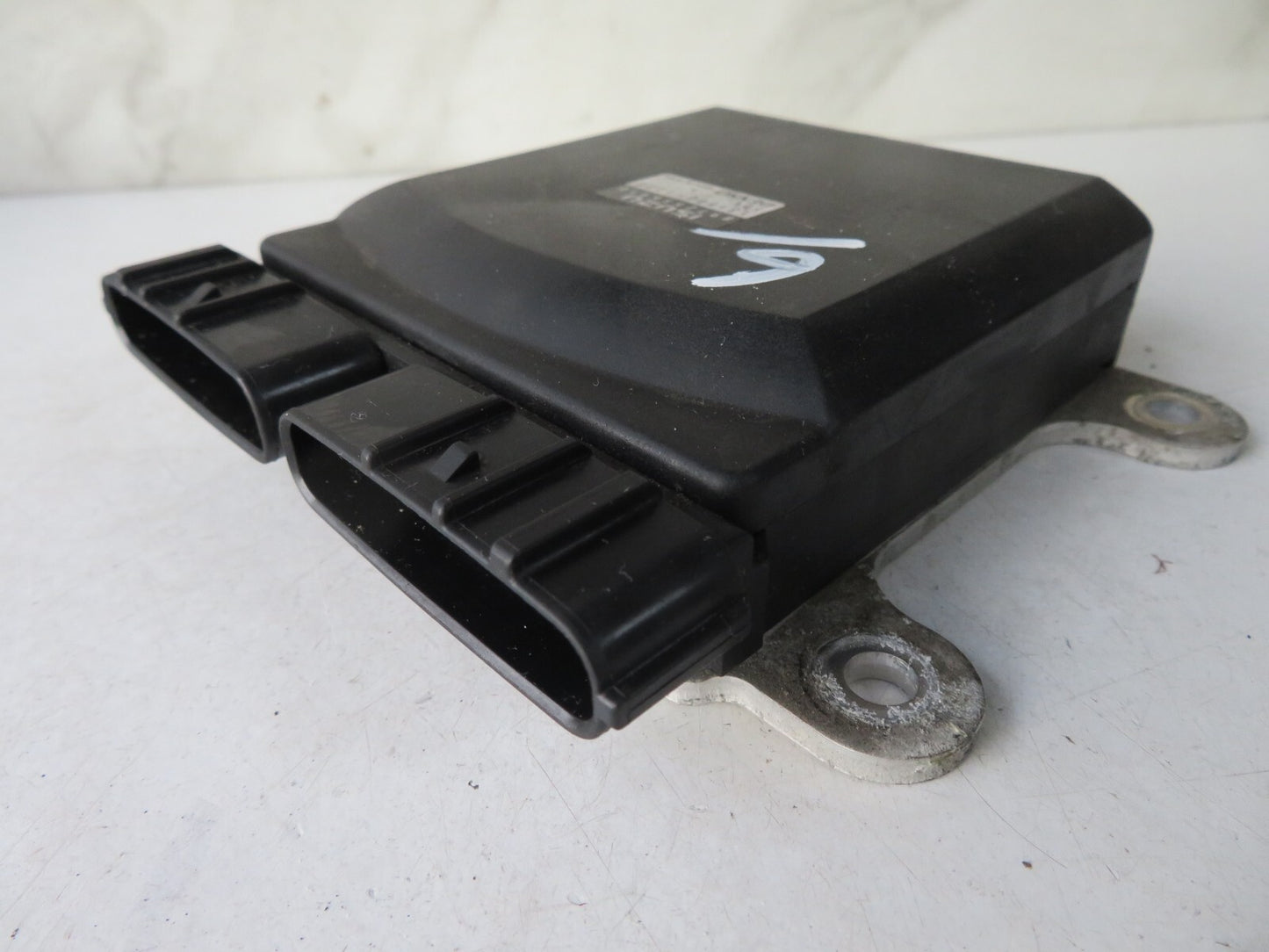 VAUXHALL VECTRA C 3.0CDTI INJECTION CONTROL UNIT 8972586910 2002-2008 MIXA1517-6