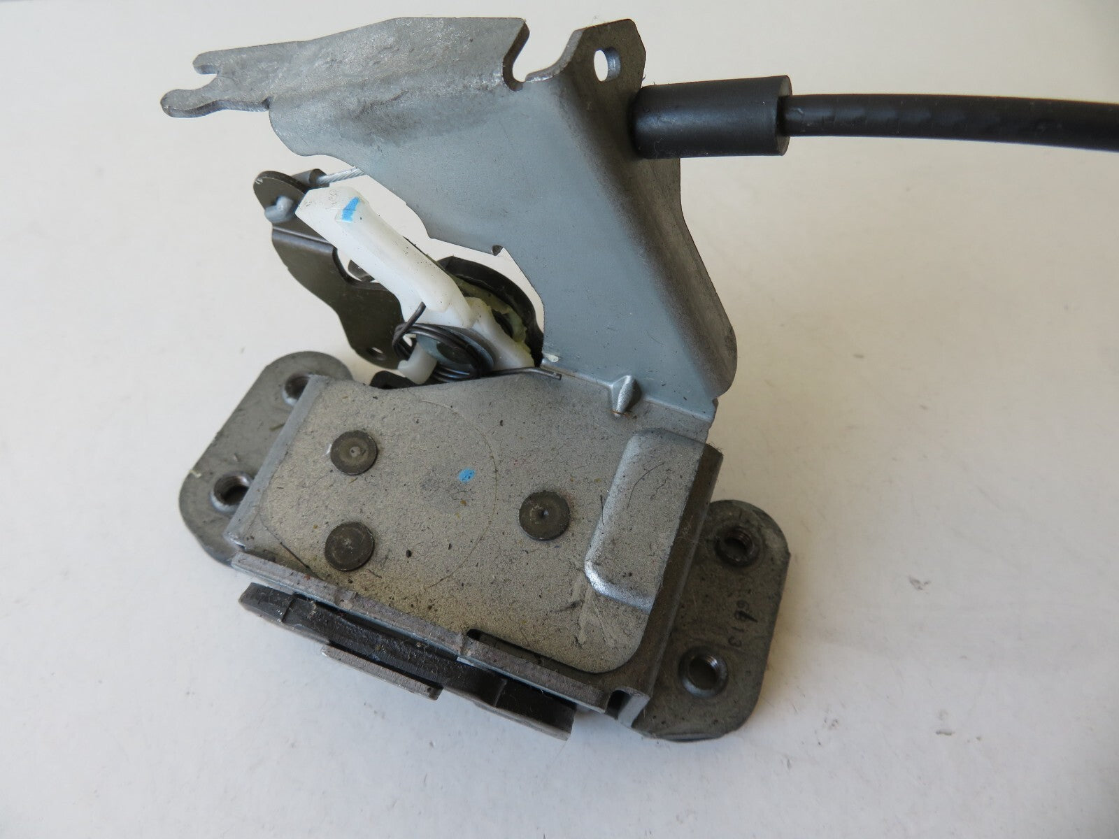 MAZDA RX8 NSR BOTTOM DOOR LOCK CATCH 2003-2008 AMS1403 SA