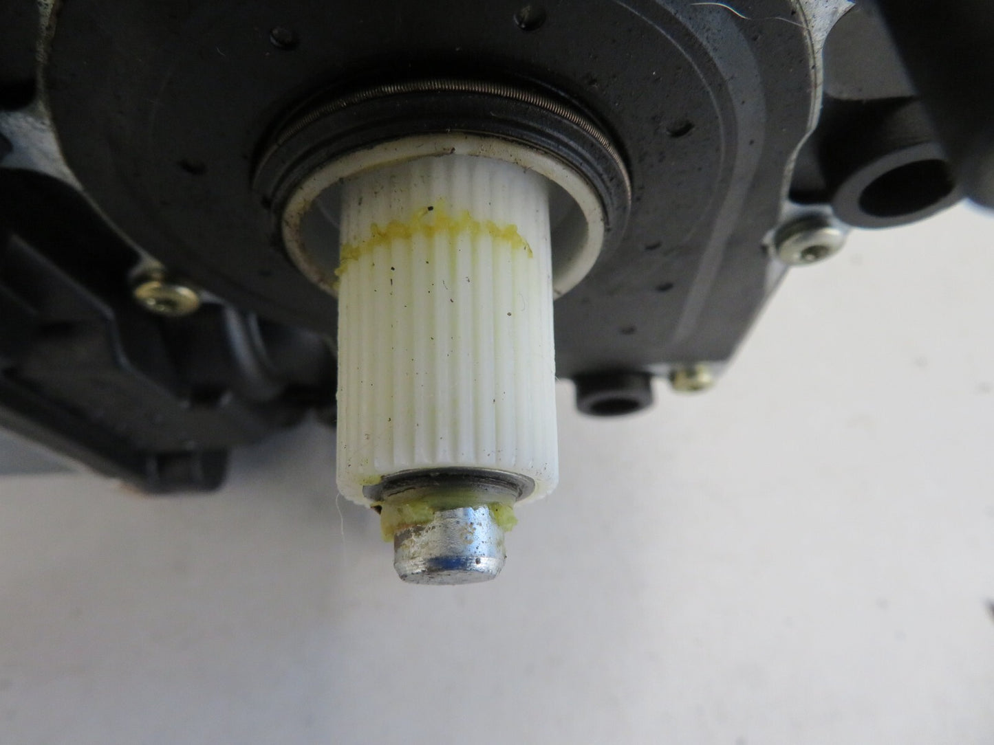 AUDI A8 D2 NSR WINDOW MOTOR 119023-13 1998-2002 1636-12