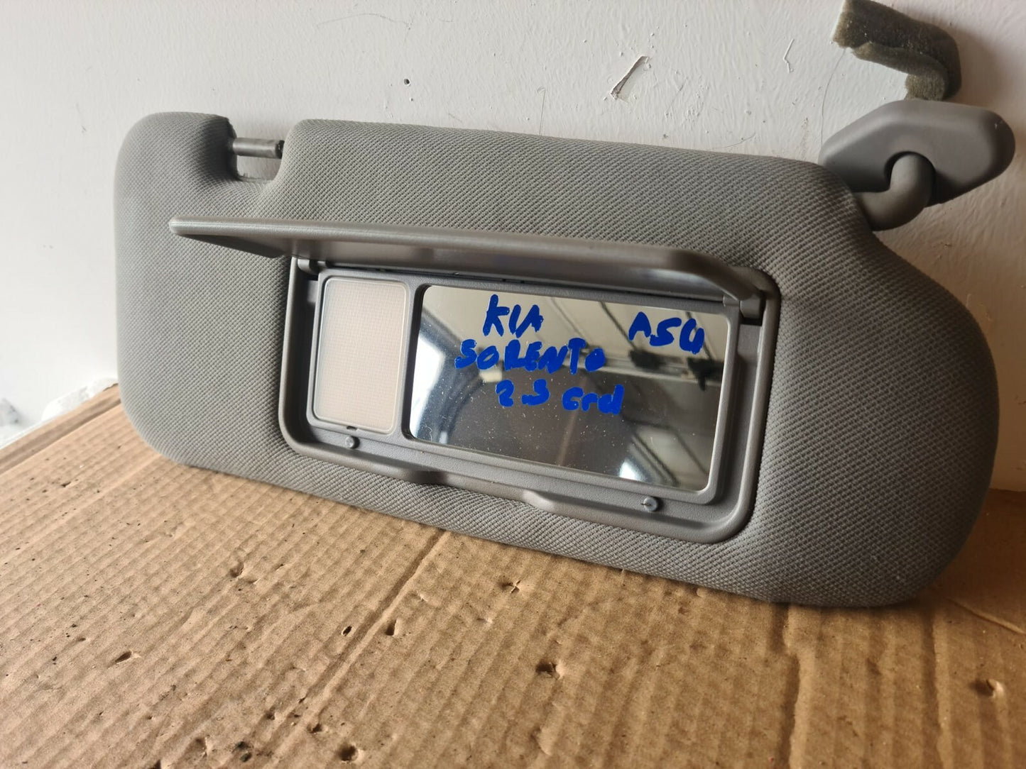 KIA SORENTO OS DRIVER SUN VISOR 2002-2009 A54