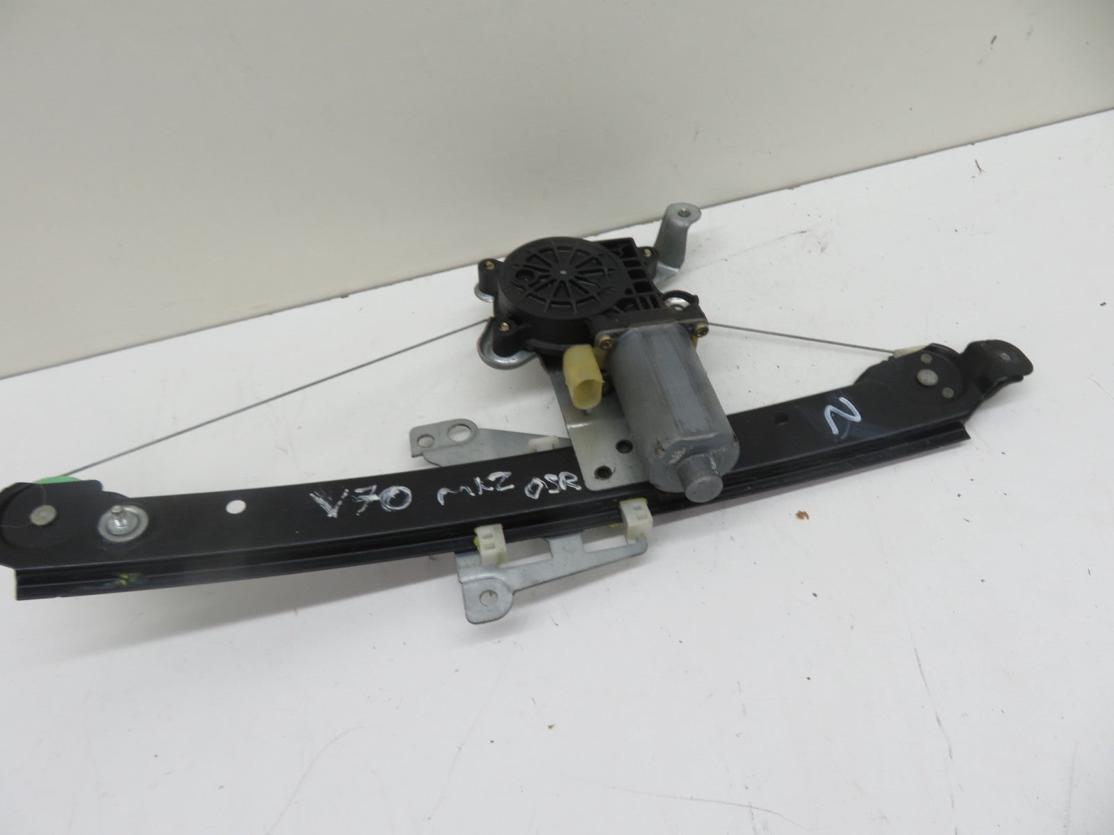 VOLVO V70 MK2 OSR WINDOW REGULATOR MOTOR RIGHT REAR 2000-2007 1241-2