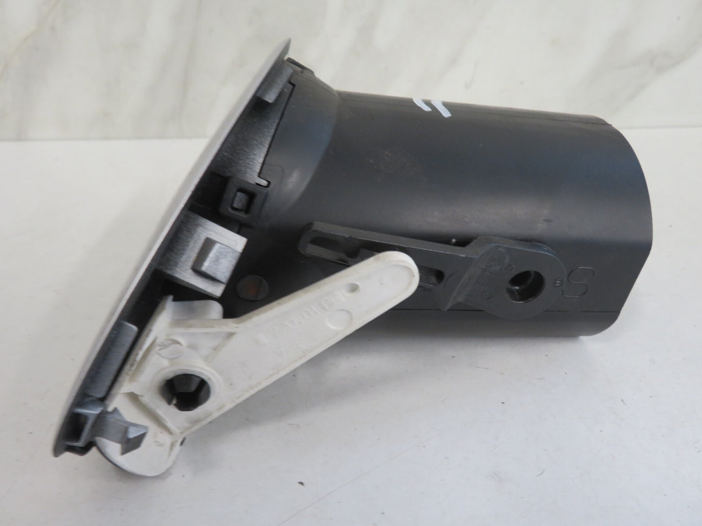 RENAULT CLIO MK3 NS PASSENGER DASHBOARD AIR VENT 2005-2012 A1639-11