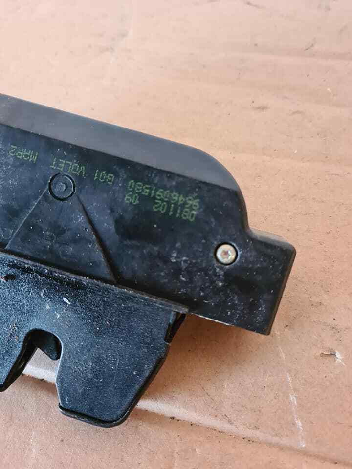 CITROEN C3 TAILGATE BOOT LOCK CATCH 2004 NO2