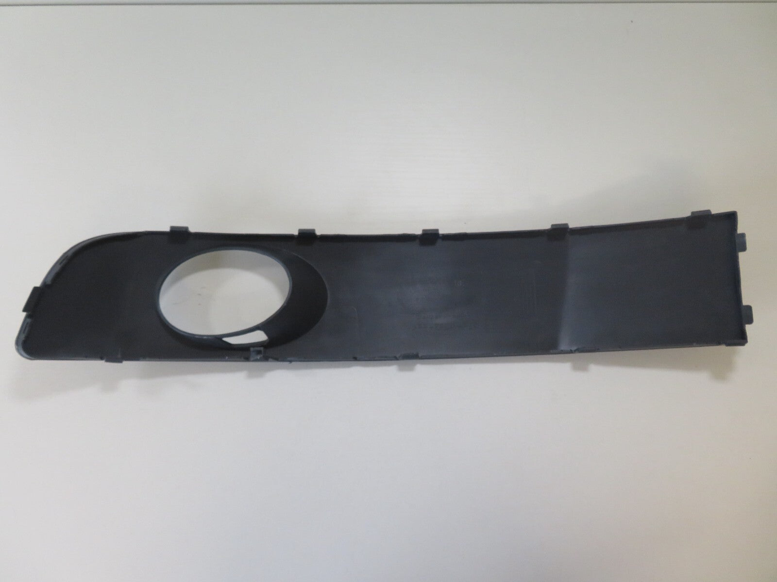 OS DRIVER RH FRONT BUMPER GRILLE FOG SURROUND FOR VW TRANSPORTER 2003-2015