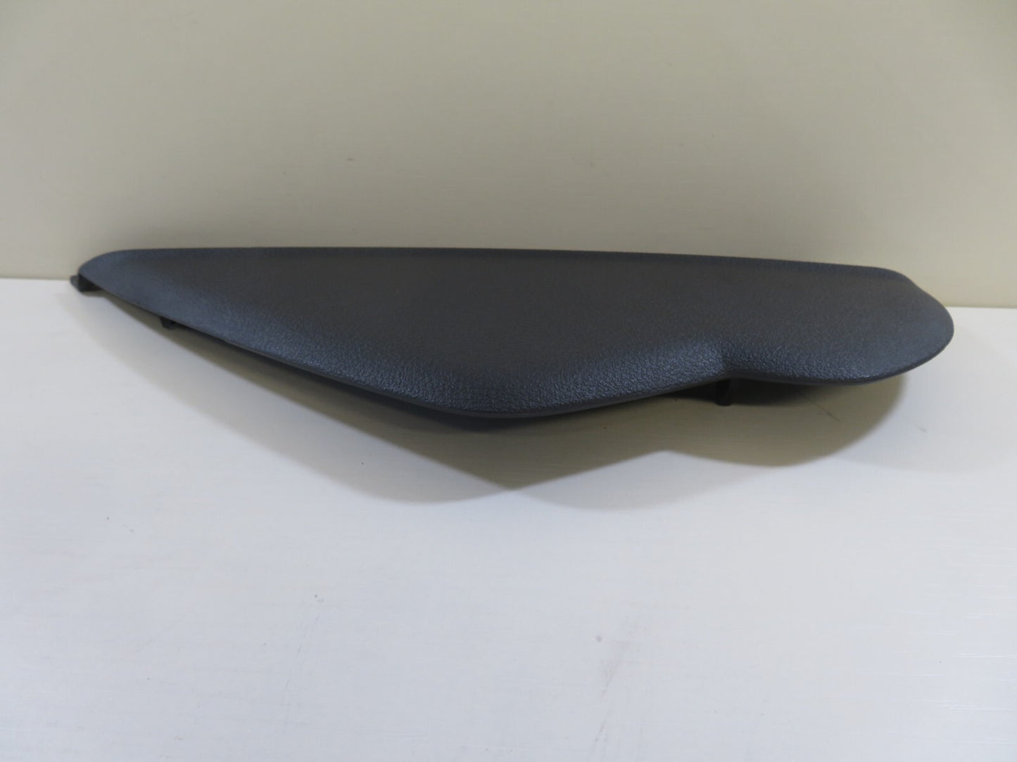 VW TOURAN NS PASSENGER END TRIM 1T2858247C 2003-2009 1750-5