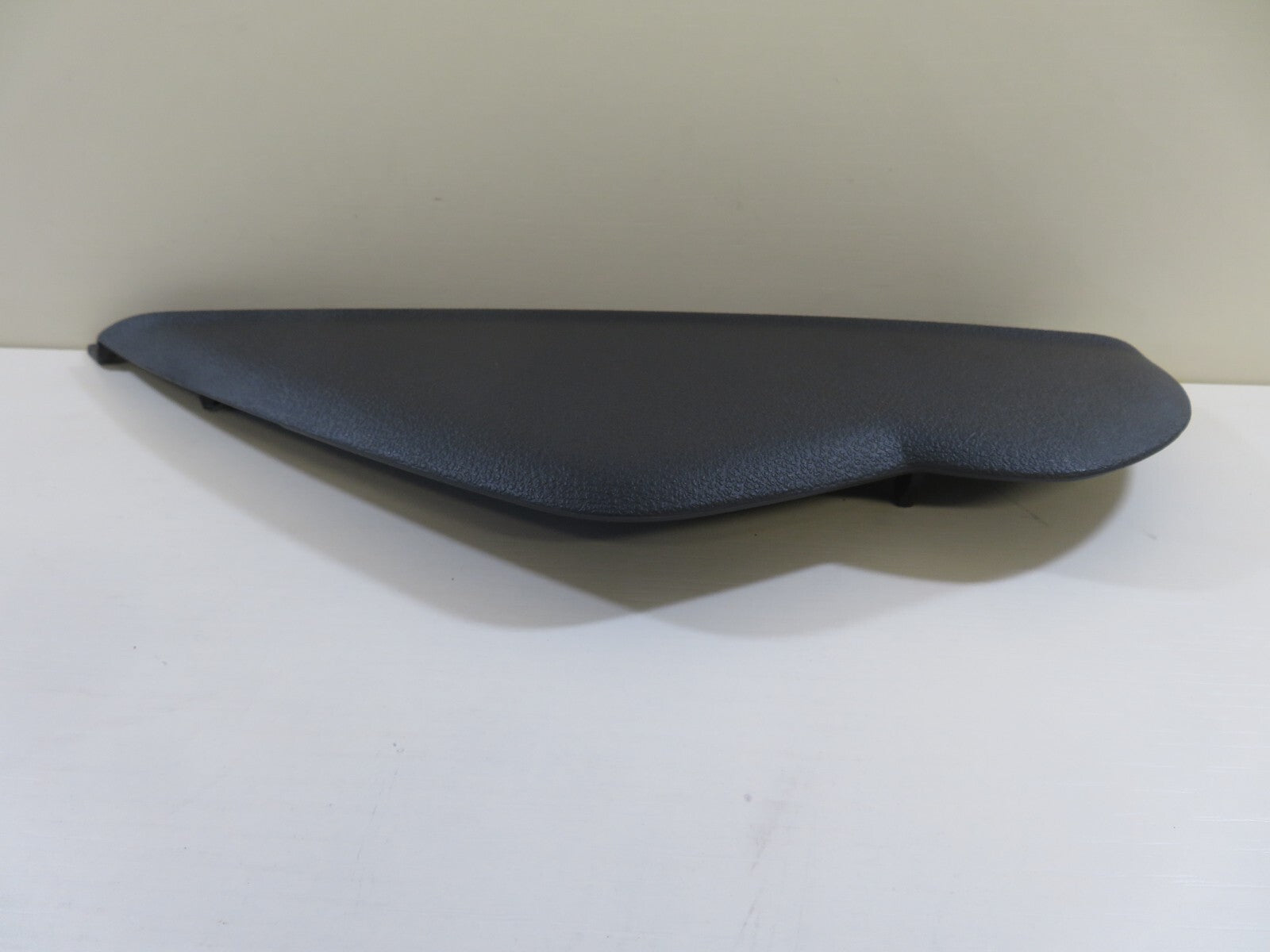 VW TOURAN NS PASSENGER END TRIM 1T2858247C 2003-2009 1750-5