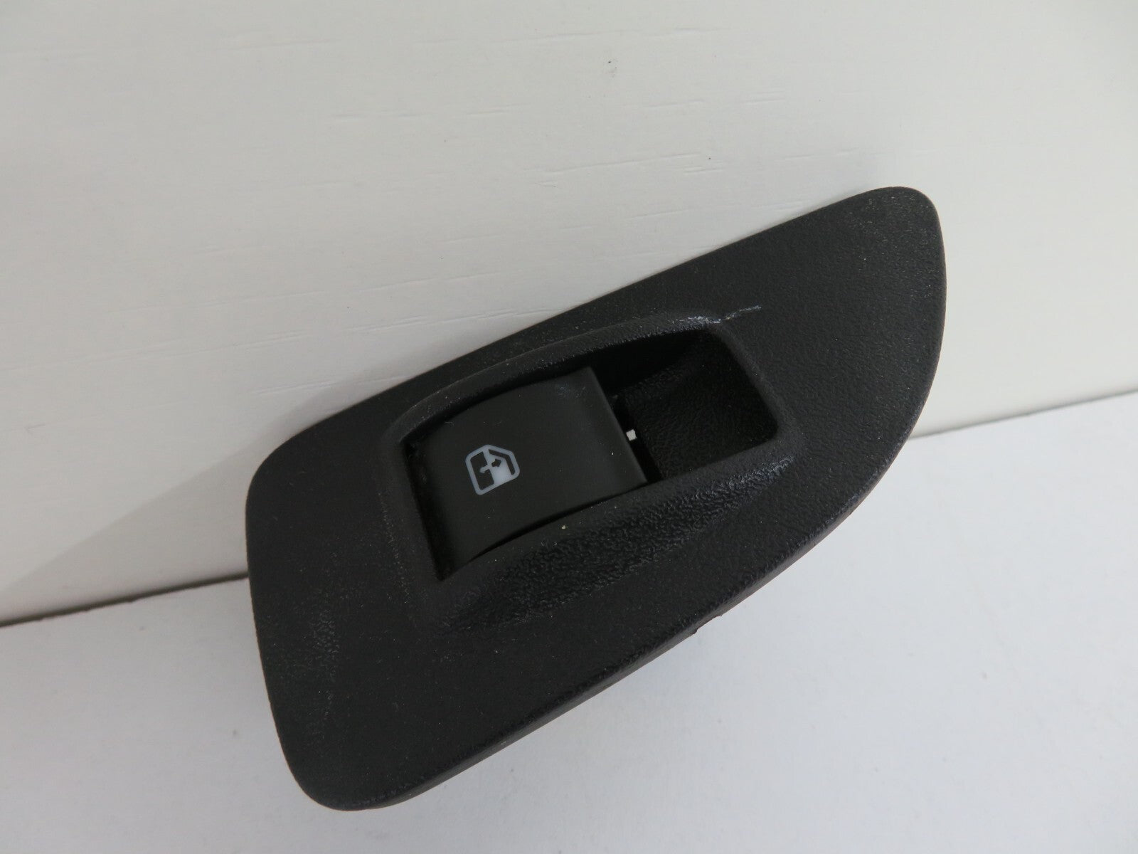 FIAT BRAVO OS RIGHT REAR WINDOW SWITCH 2008-2012 B6-8