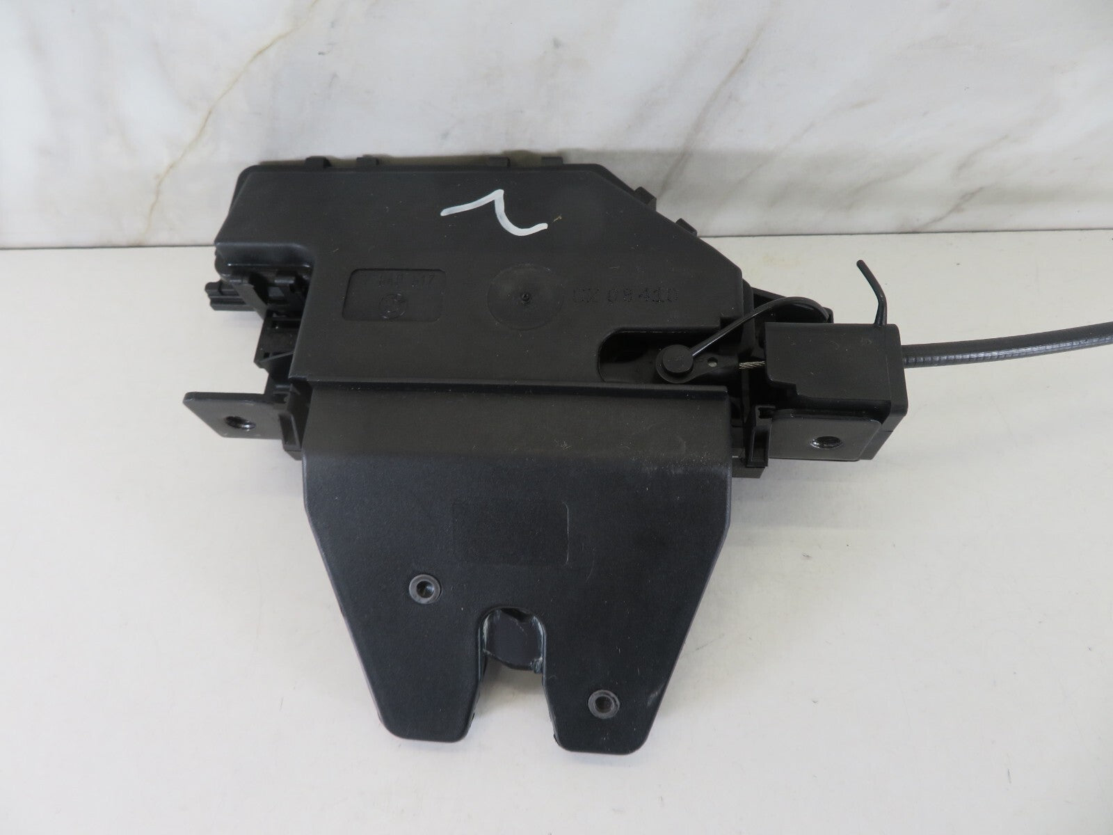 BMW 1 SERIES E88 BOOT LOCK CATCH 7840617 2007-2013 A1119-2