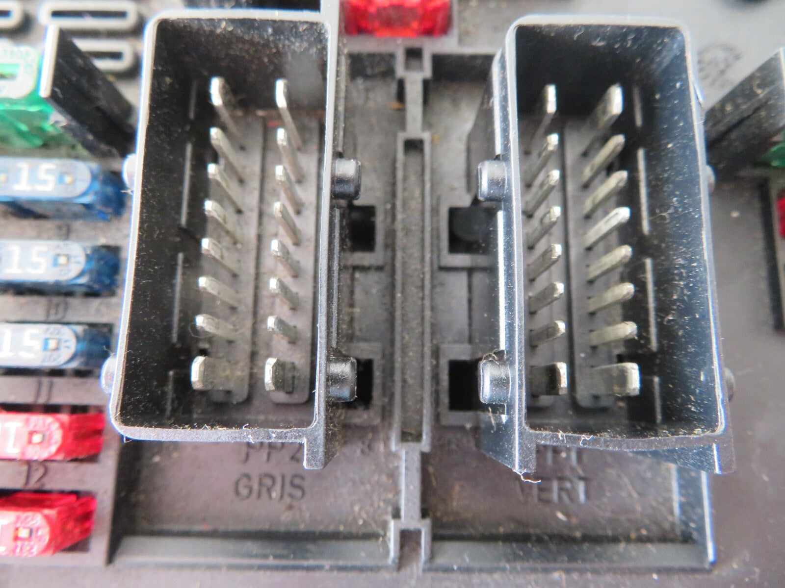 PEUGEOT CITROEN BSM B4 ENGINE BAY FUSE BOX 9650663980 (REFBSM)