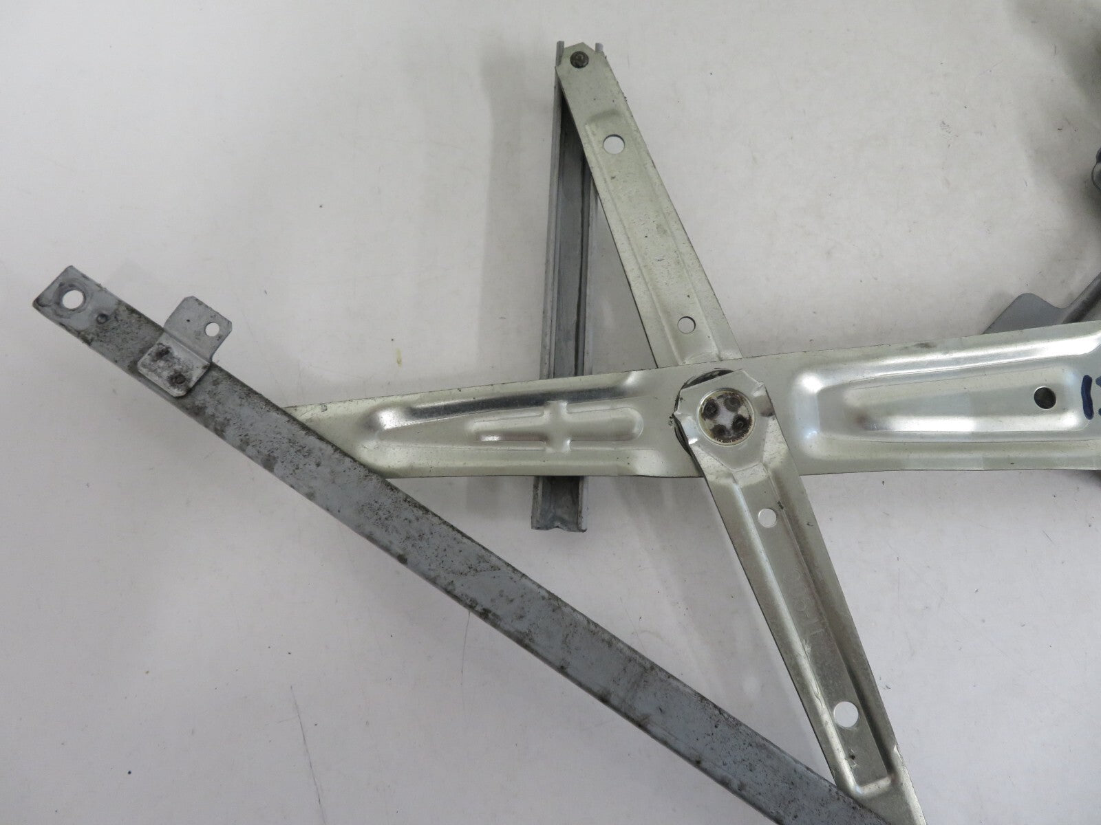 PEUGEOT 4007 OSF WINDOW REGULATOR 2007-2012 1630-13