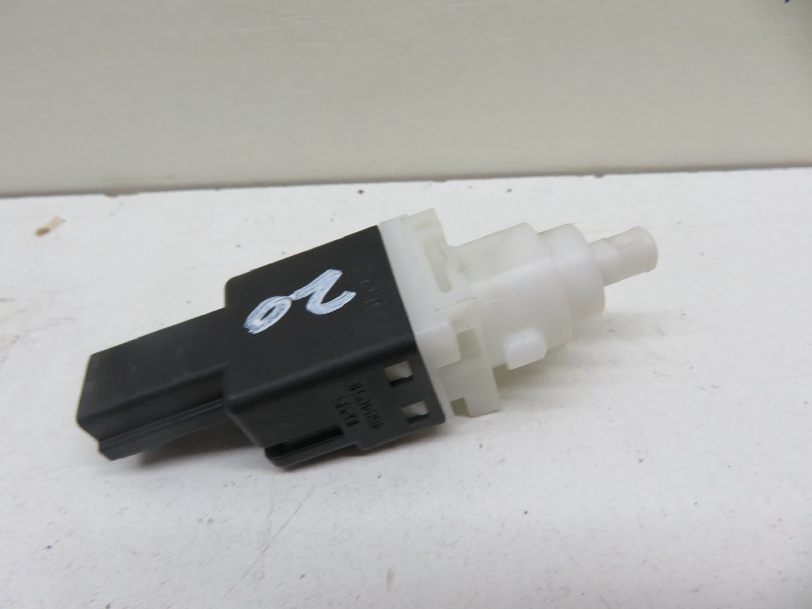 FIAT 500 BRAKE PEDAL SWITCH 46840510 2007-2012 1837-20