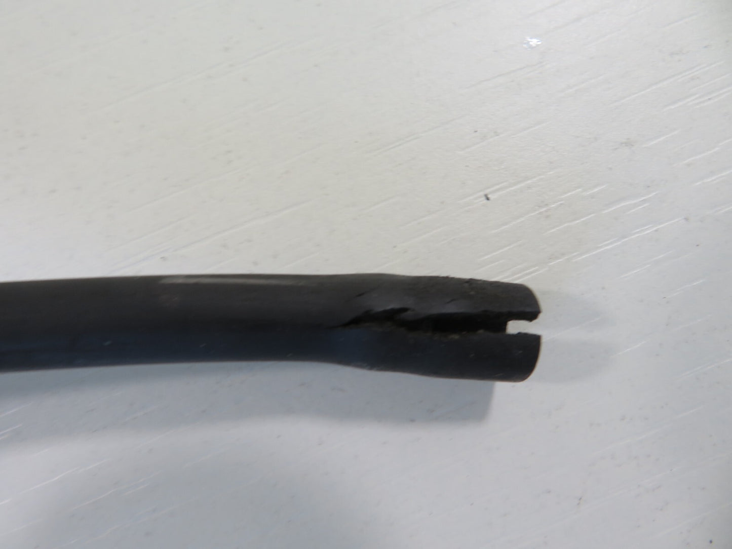 FORD FIESTA MK7 TRANSMISSION VENT FILTER CJNKA 2009-2012 1200-18