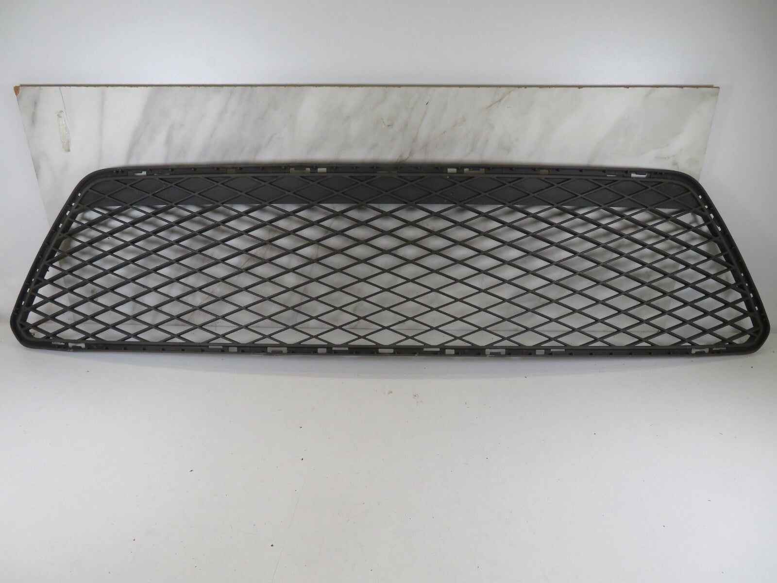 FORD FOCUS CC CONVERTIBLE FRONT GRILL 5M5J-17K945-AB 2006-2010