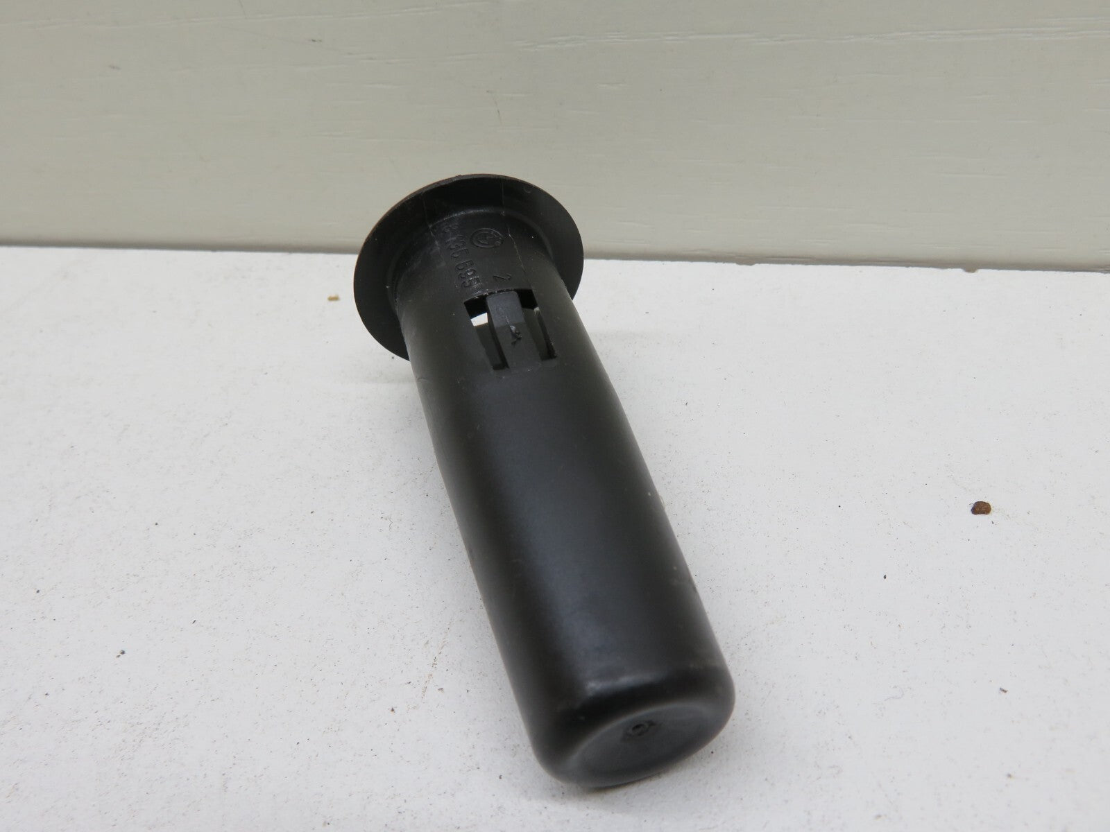 BMW E36 FRONT ARM REST BUSH TRIM 8135595 1991-1998 1658-22