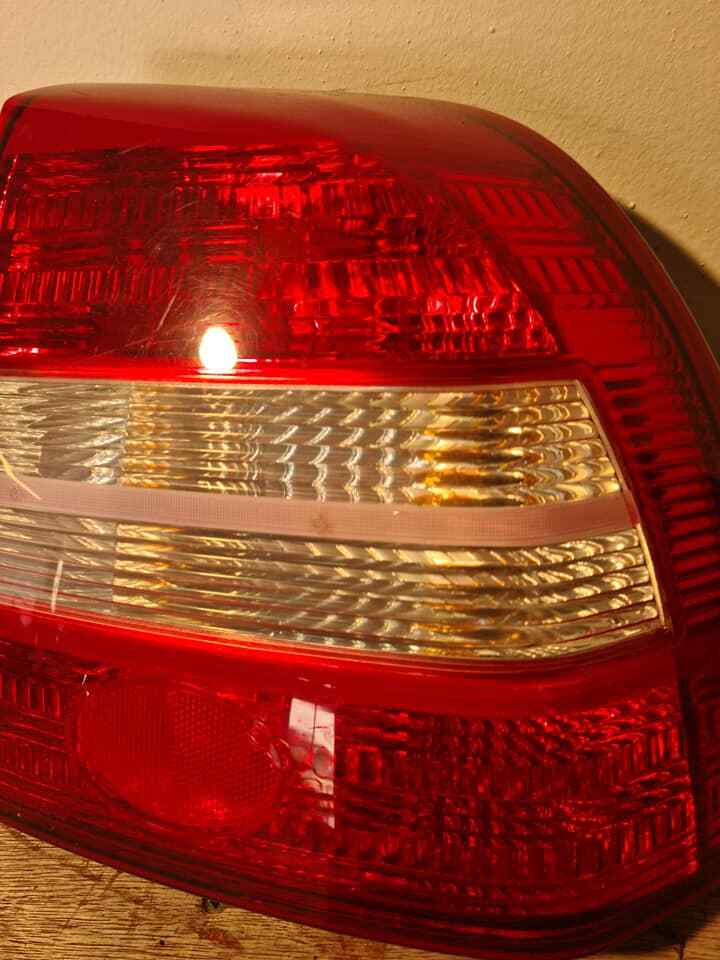 KIA SHUMA OS REAR TAIL LIGHT 96-03