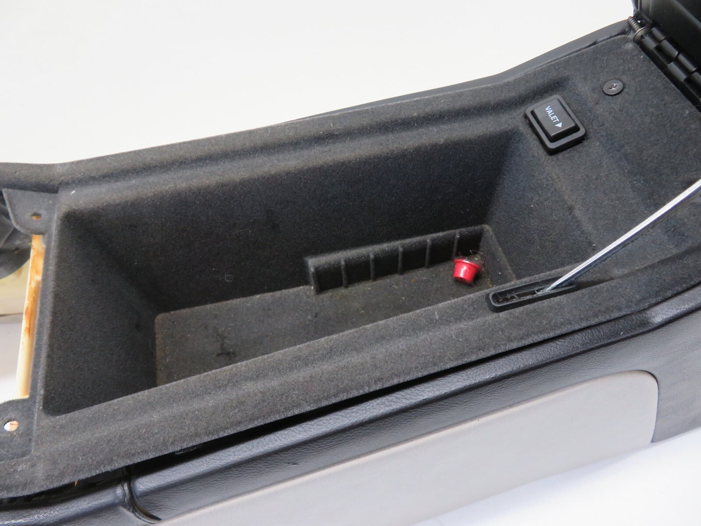 JAGUAR XJR CENTER CONSOLE ARM REST 1994-2001