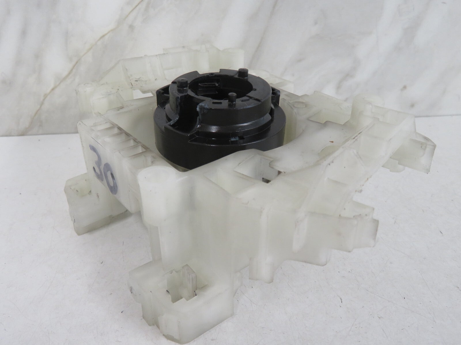 PEUGEOT 4007 SWITCHING CENTER 8600A249 2007-2012 1452-30