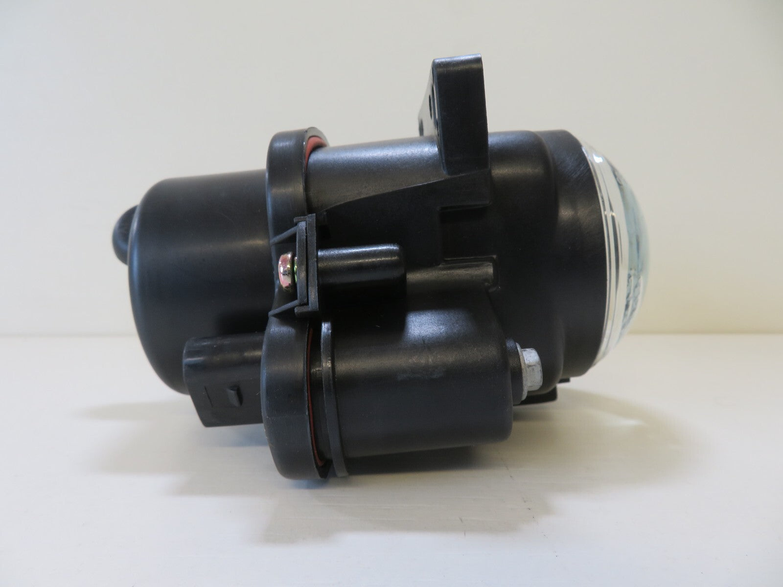 FRONT FOG LIGHT LEFT SIDE NS FOR AUDI A6 1997-2004 19-5084-05-2