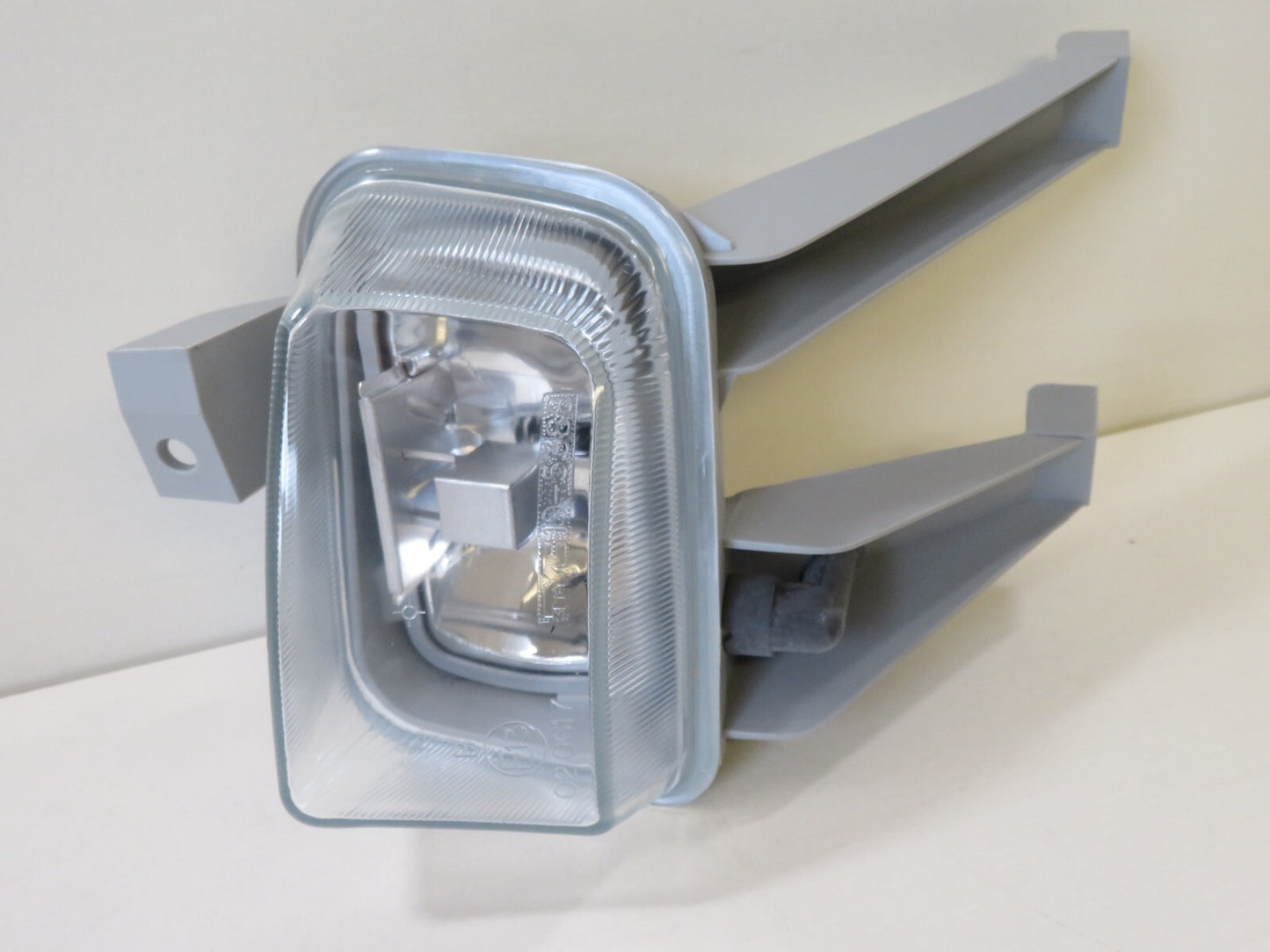 NS PASSENGER LH FRONT FOG LIGHT FOR VAUXHALL ASTRA 1994-1998 OP0154414